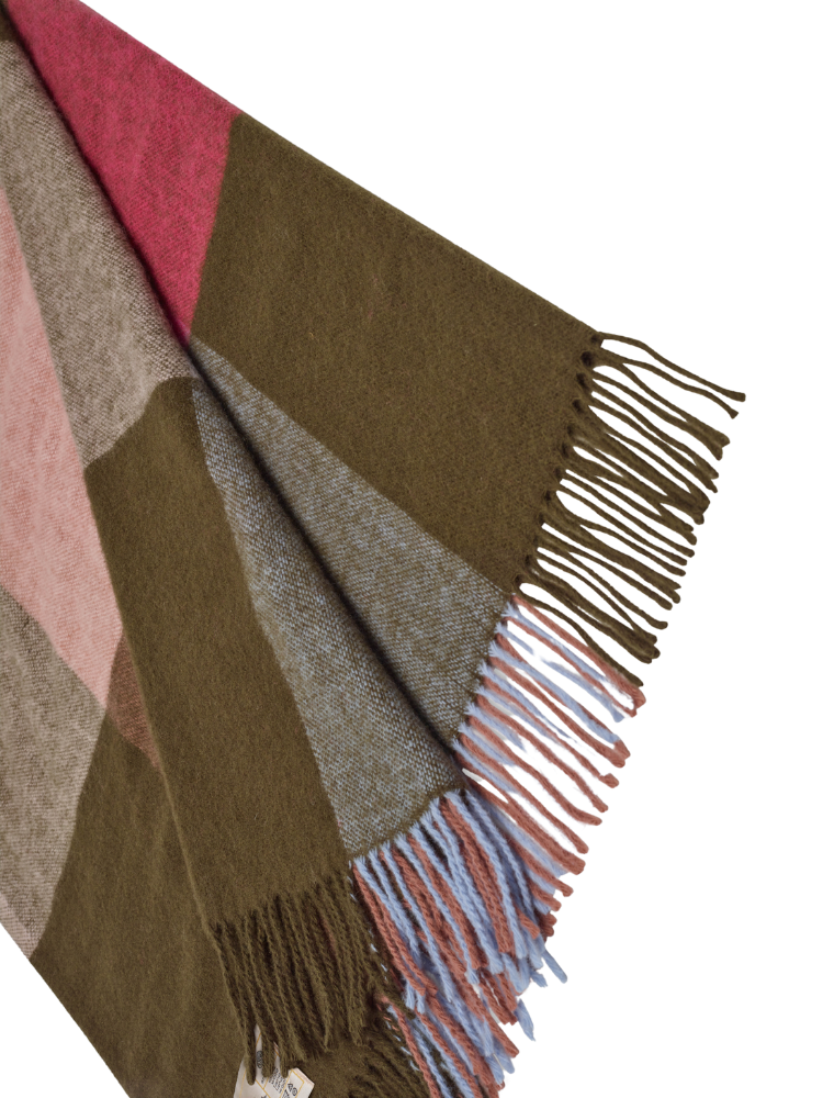 Colour Blend Blanket Rhubarb