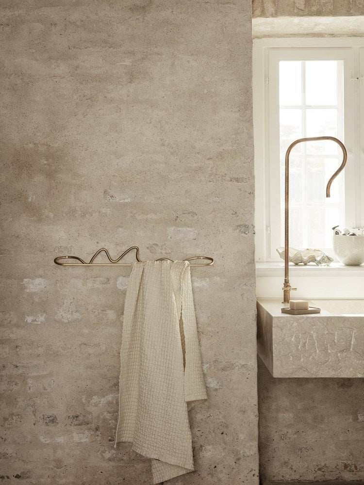 Curvature Towel Hanger - Brass (Sample)
