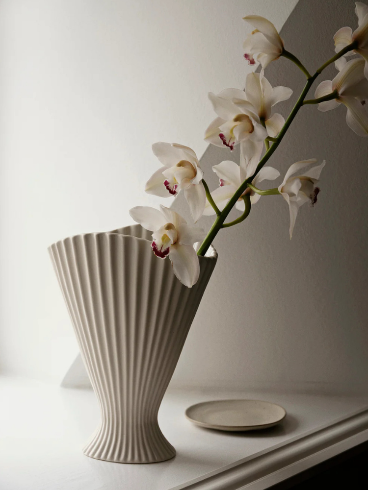Fountain Vase - H30 - Off-white
