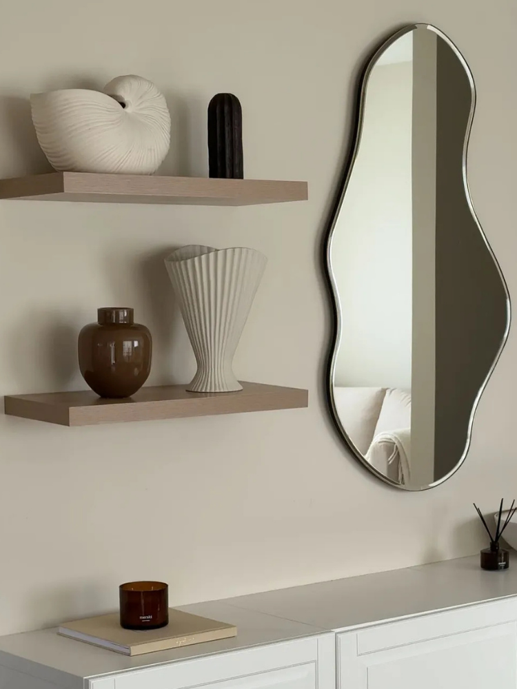 Fountain Vase - H30 - Off-white