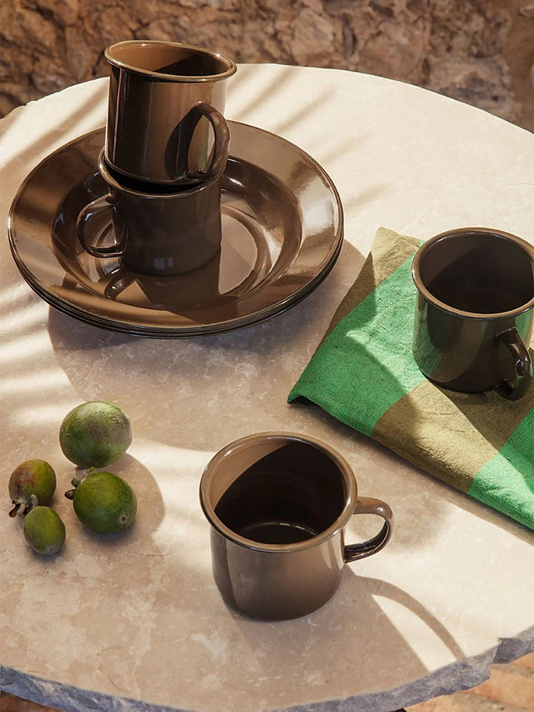 Yard Picnic - Set of 8 - Olive Green (Sample)