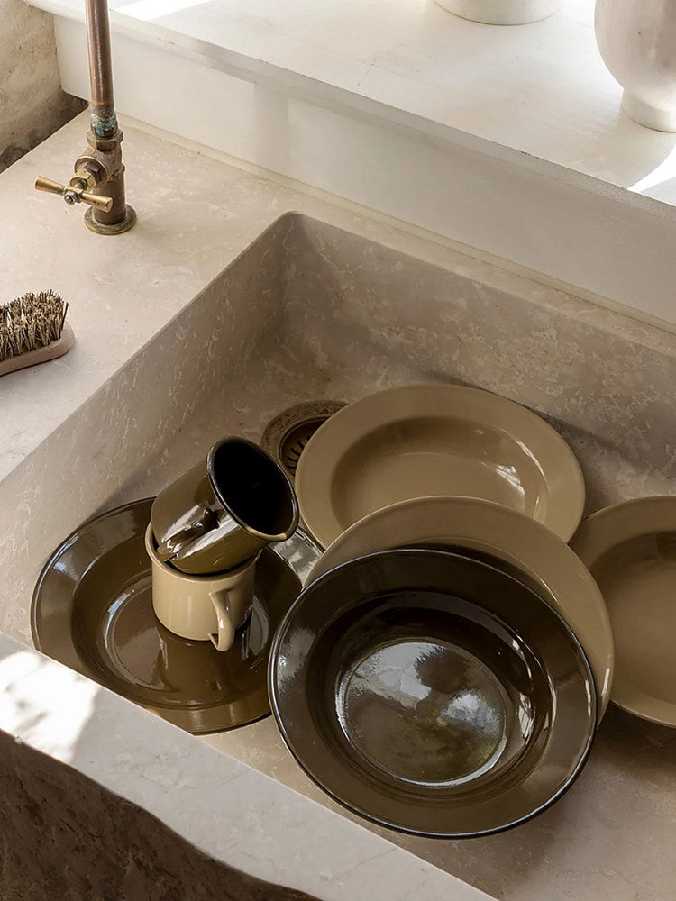 Yard Picnic - Set of 8 - Olive Green (Sample)