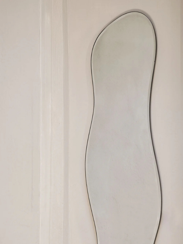 Pond Mirror - Full Size - Dark Chrome