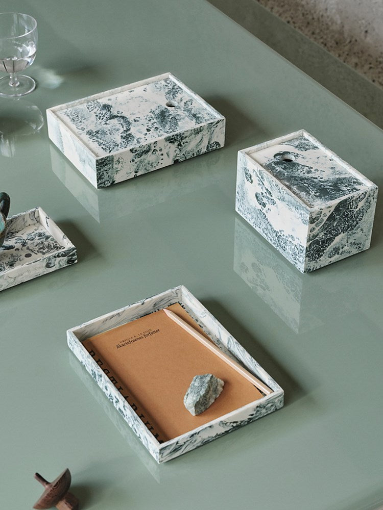 Mist Box - 10 x 15 - Emerald Off-white
