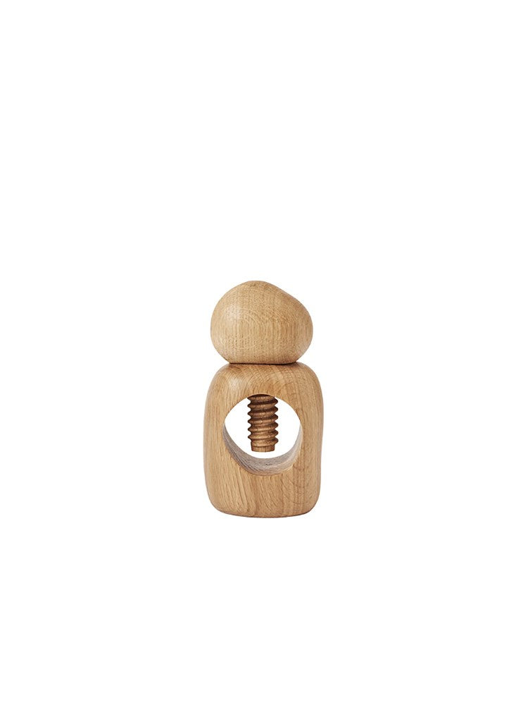 Cairn Nut Cracker - Oak