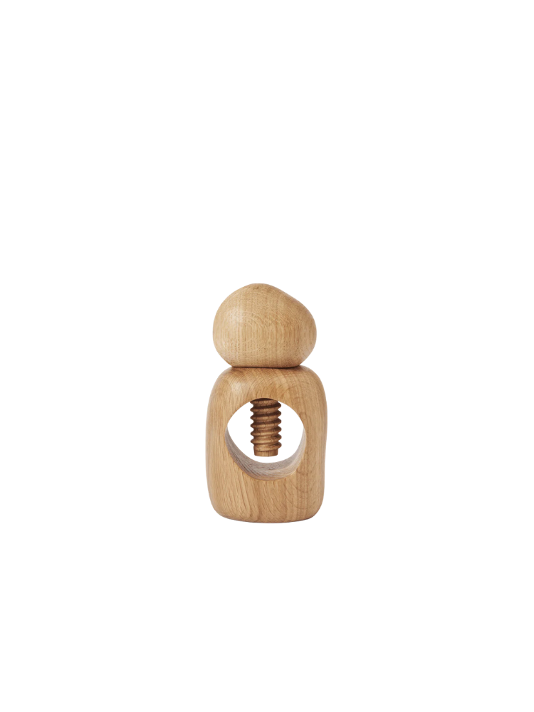 Cairn Nut Cracker - Oak