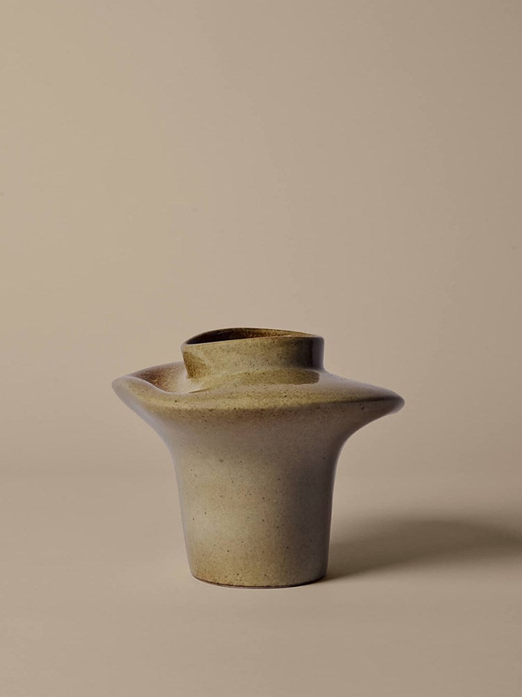 Evio Vase - H22 - Elm Green