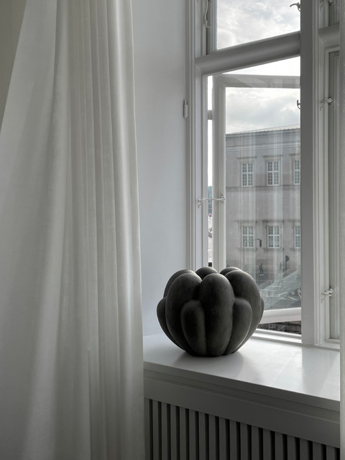 Bloom Vase, Mini - Dark Grey