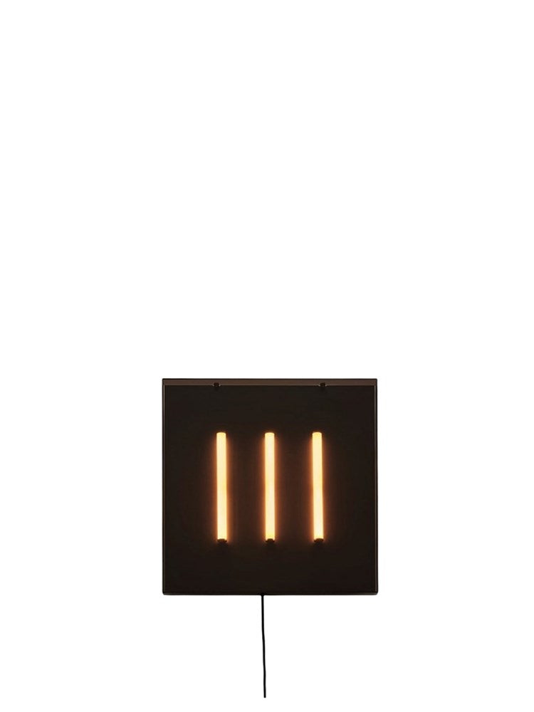 Trois Wall Lamp - Taupe