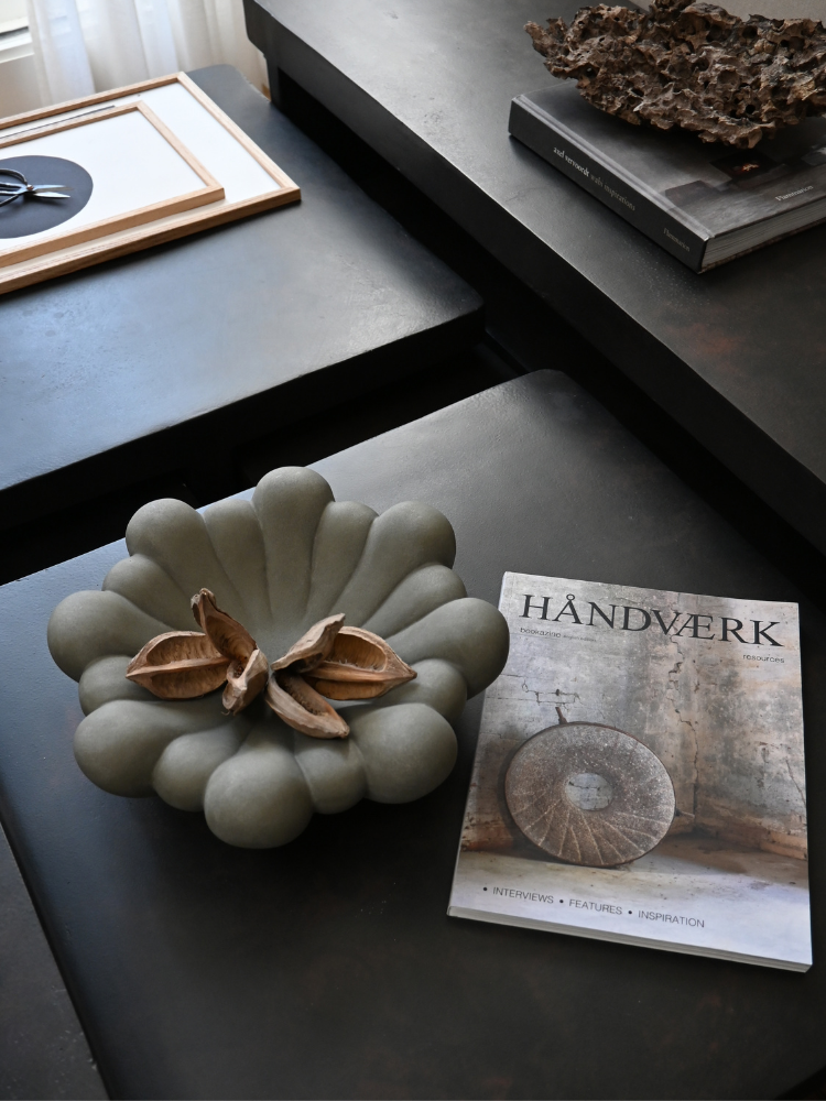Bloom Tray, Medio - Dark Grey