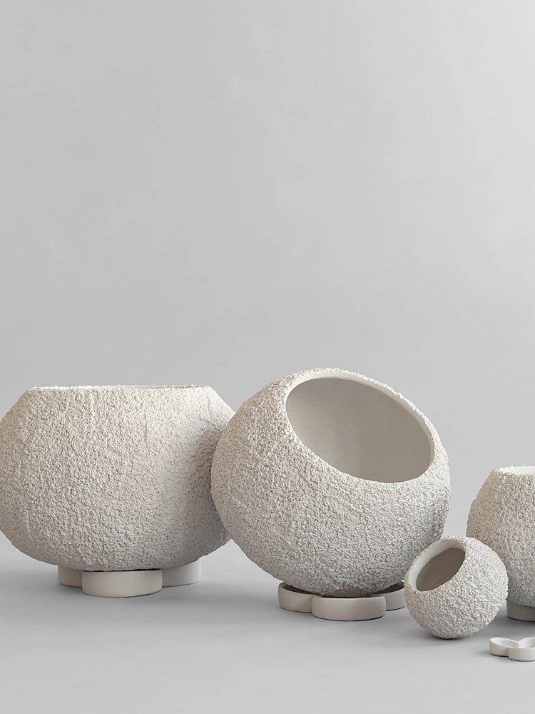 Urchin Plant Pot, Medio - Beehive