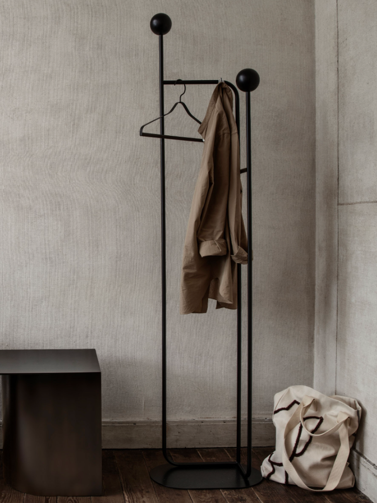 Pujo Coat Stand (Sample)