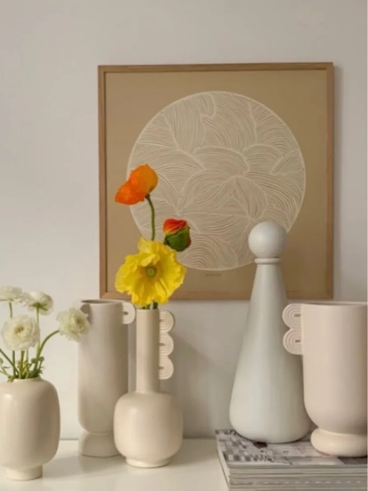 Muses Vase - Clio