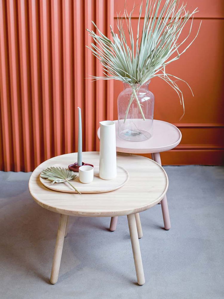 Naive side table, square D640, natural ash **