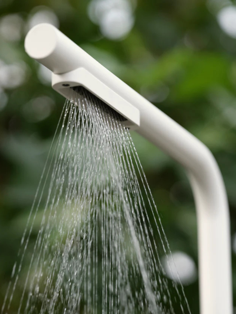 LEVANTINE Outdoor Shower - White